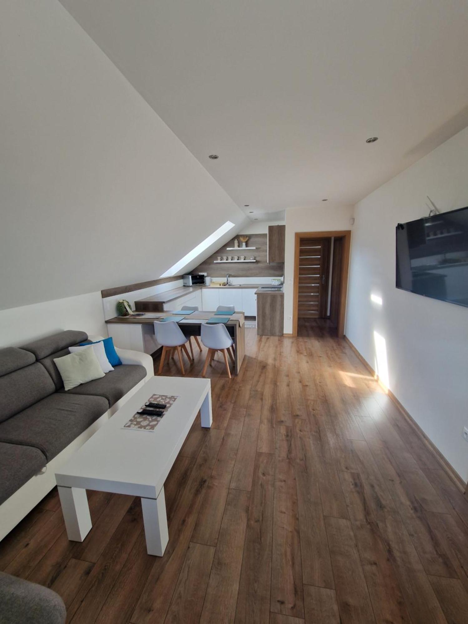 Apartman Art ซูเบเรซ ภายนอก รูปภาพ